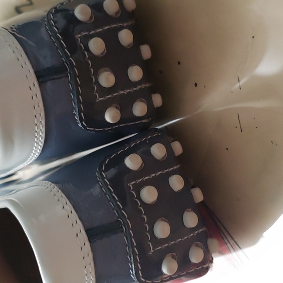 TOD'S Gommino Driving Loafers - Picture 5 of 9